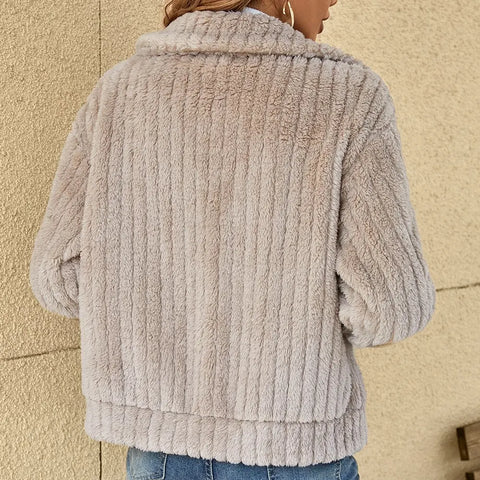 SVEVA™ | CARDIGAN EN PELUCHE ÉLÉGANT